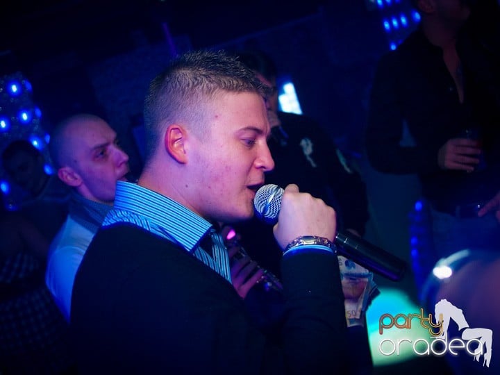 Petrecerea continuă în Club Life,