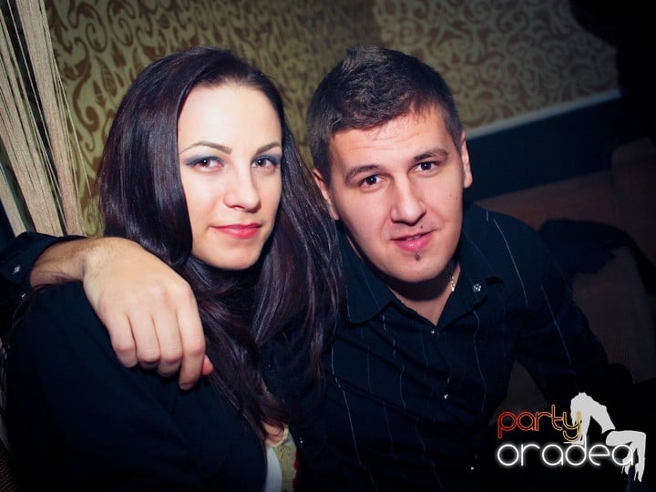 Petrecerea continuă în Club Life,