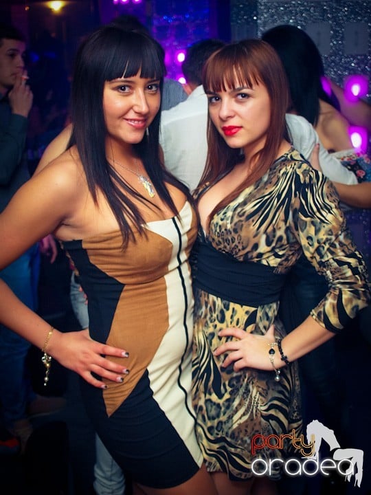 Petrecerea continuă în Club Life,