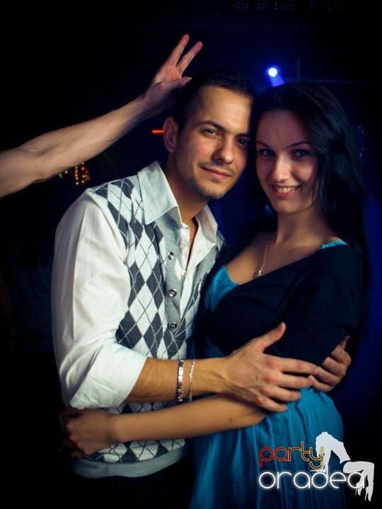 Petrecerea continuă în Club Life,