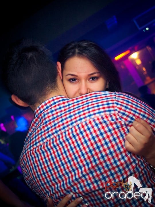 Petrecerea continuă în Club Life,