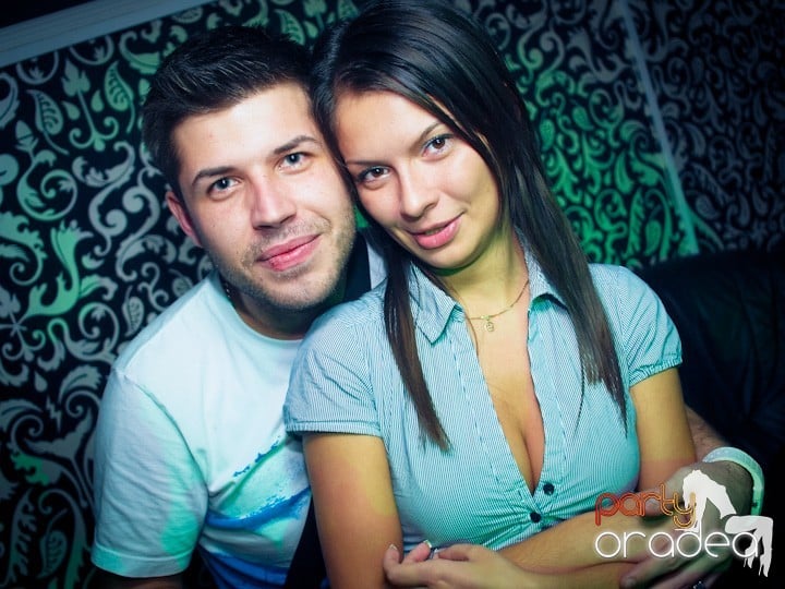 Petrecerea continuă în Club Life,