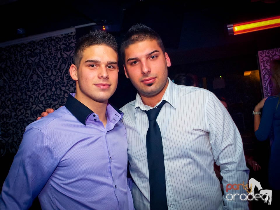 Petrecerea continuă în Club Life, 