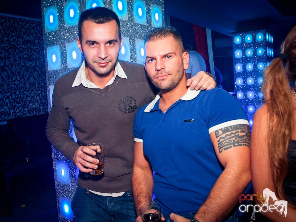 Petrecerea continuă în Club Life,