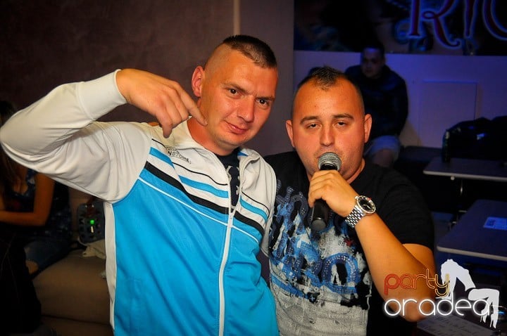 Petrecerea continuă în Club Rio, 