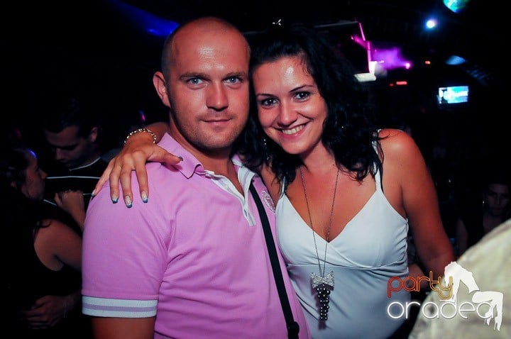 Petrecerea continuă şi în timpul şcolii, 