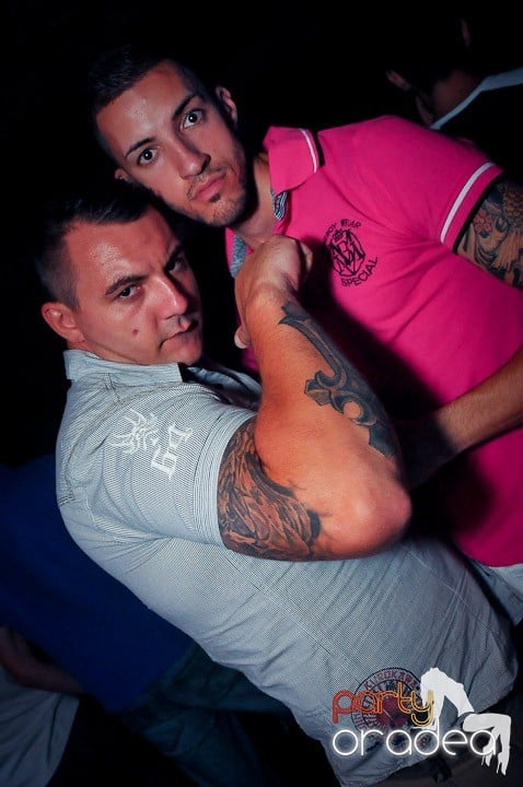 Petrecerea continuă şi în timpul şcolii, 