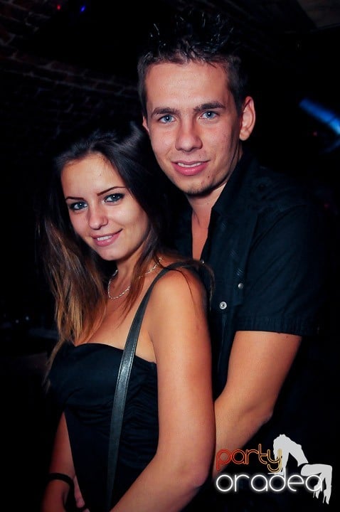 Petrecerea continuă şi în timpul şcolii, 