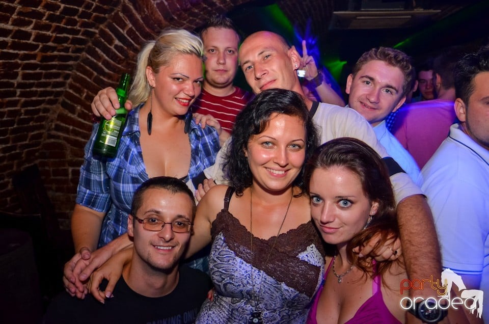 Petrecerea de marţi - NMD Student Party,