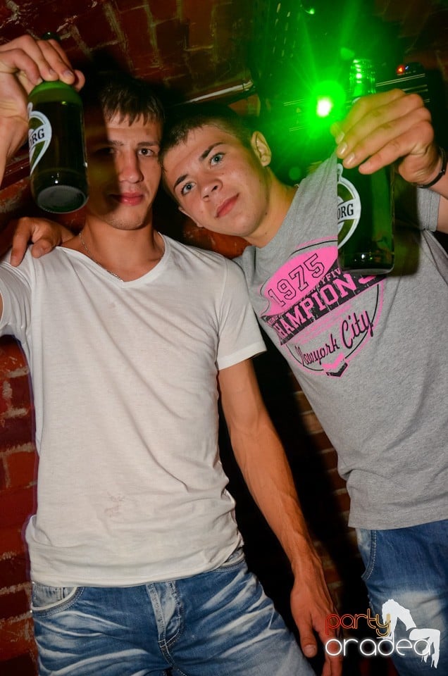 Petrecerea de marţi - NMD Student Party,