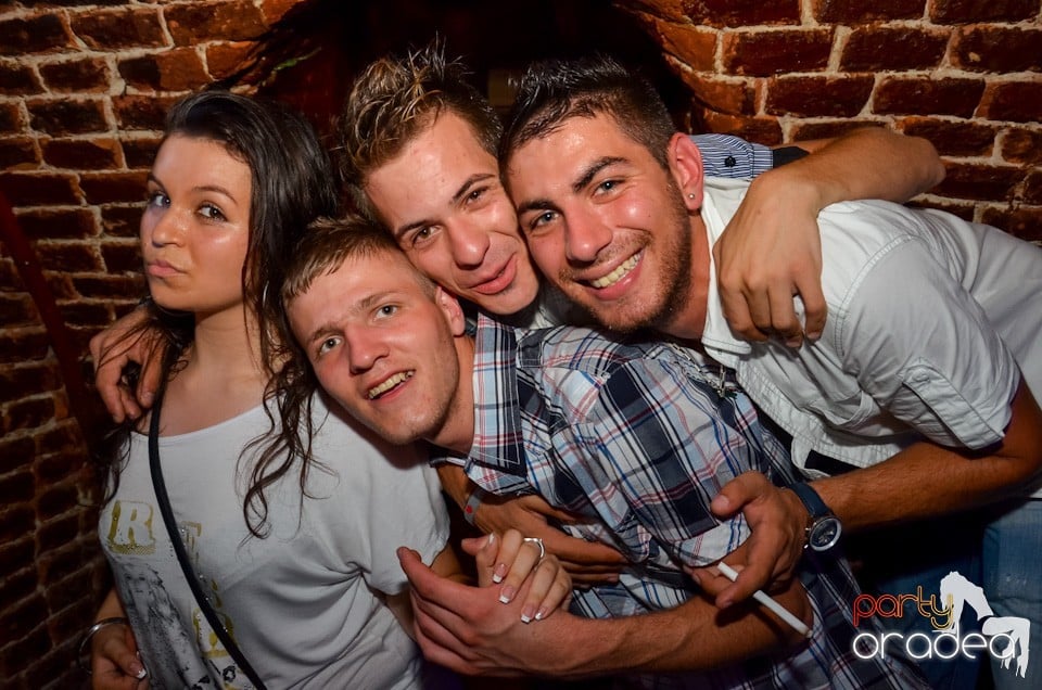 Petrecerea de marţi - NMD Student Party,