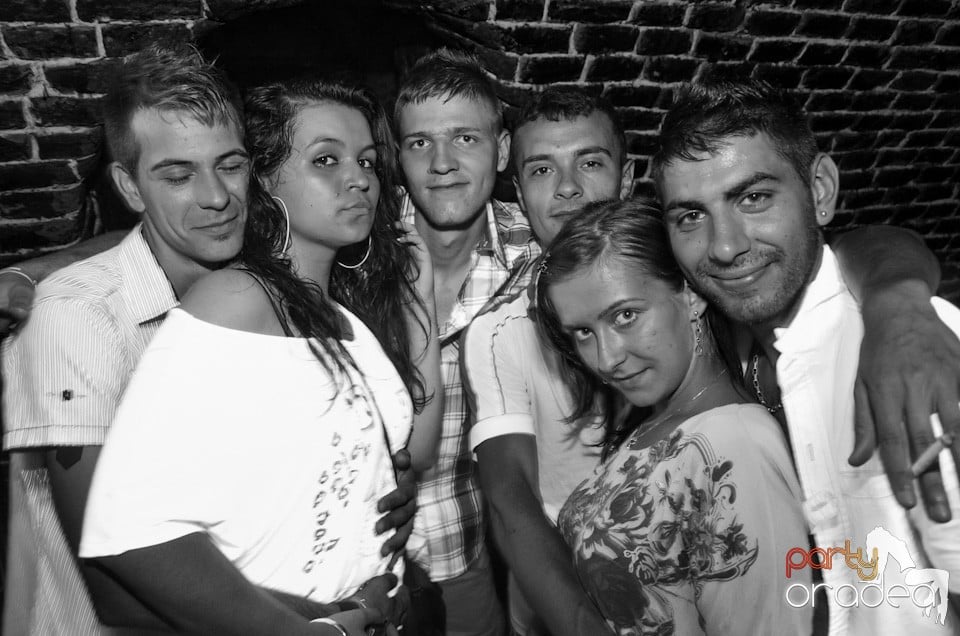 Petrecerea de marţi - NMD Student Party,