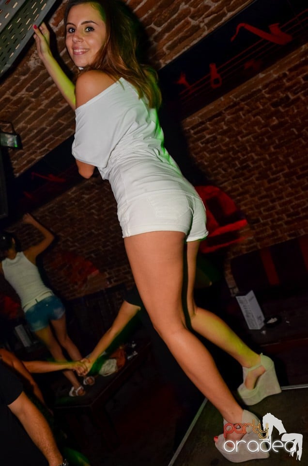 Petrecerea de marţi - NMD Student Party,