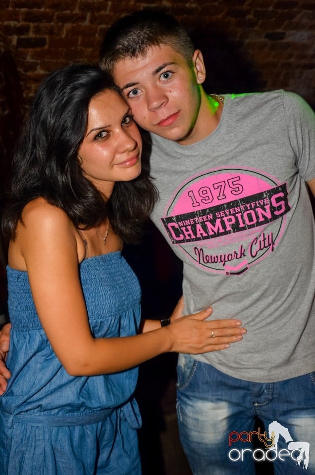 Petrecerea de marţi - NMD Student Party,