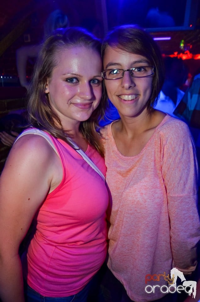 Petrecerea de marţi - NMD Student Party,