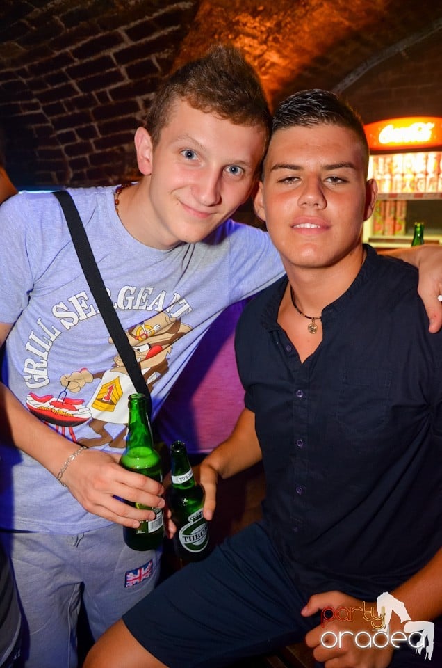Petrecerea de marţi - NMD Student Party,