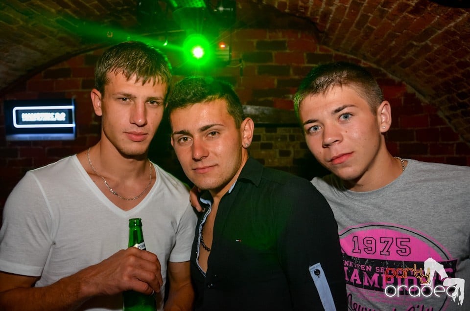 Petrecerea de marţi - NMD Student Party,
