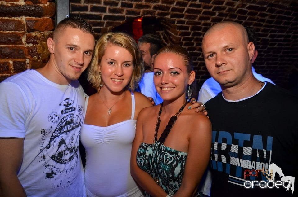 Petrecerea de marţi - NMD Student Party,