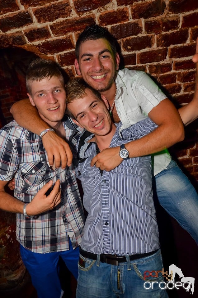 Petrecerea de marţi - NMD Student Party,