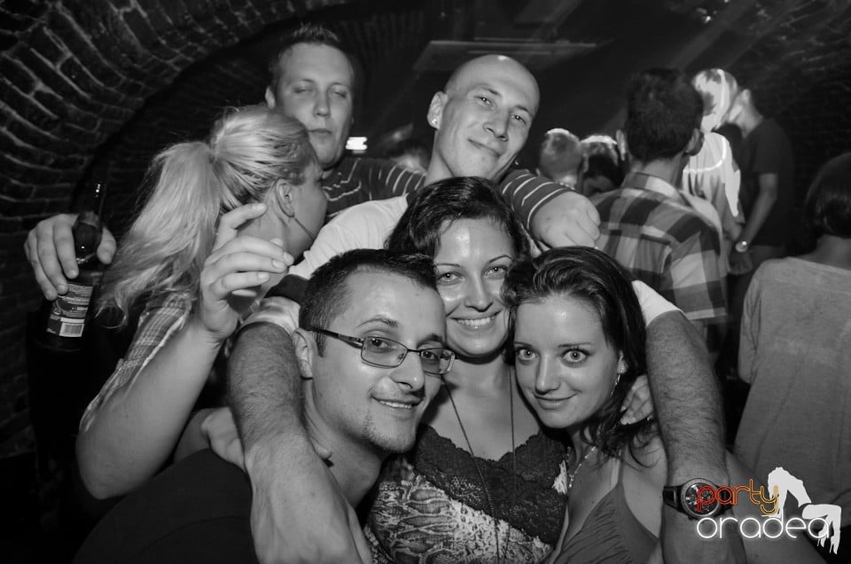 Petrecerea de marţi - NMD Student Party,