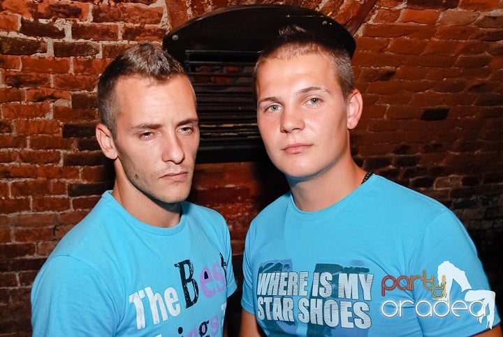 Petrecerea de miercuri în Escape, 