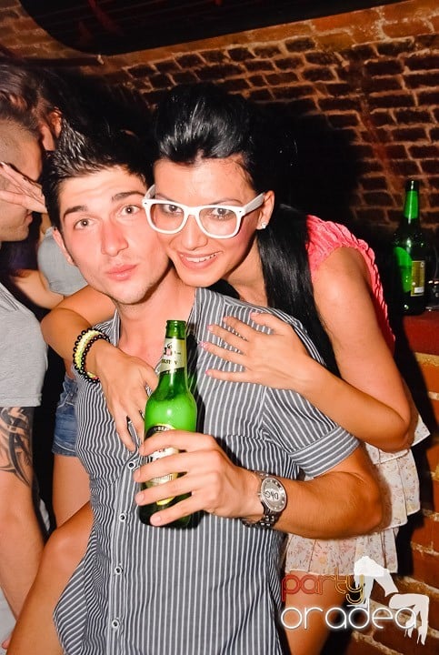 Petrecerea de miercuri în Escape, 