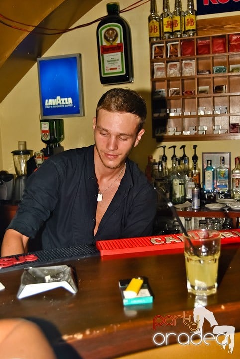 Petrecerea Kamikaze continuă, 