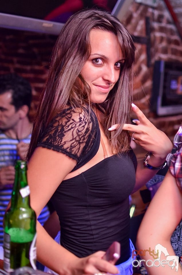 Petrecerea nu se opreşte!, 