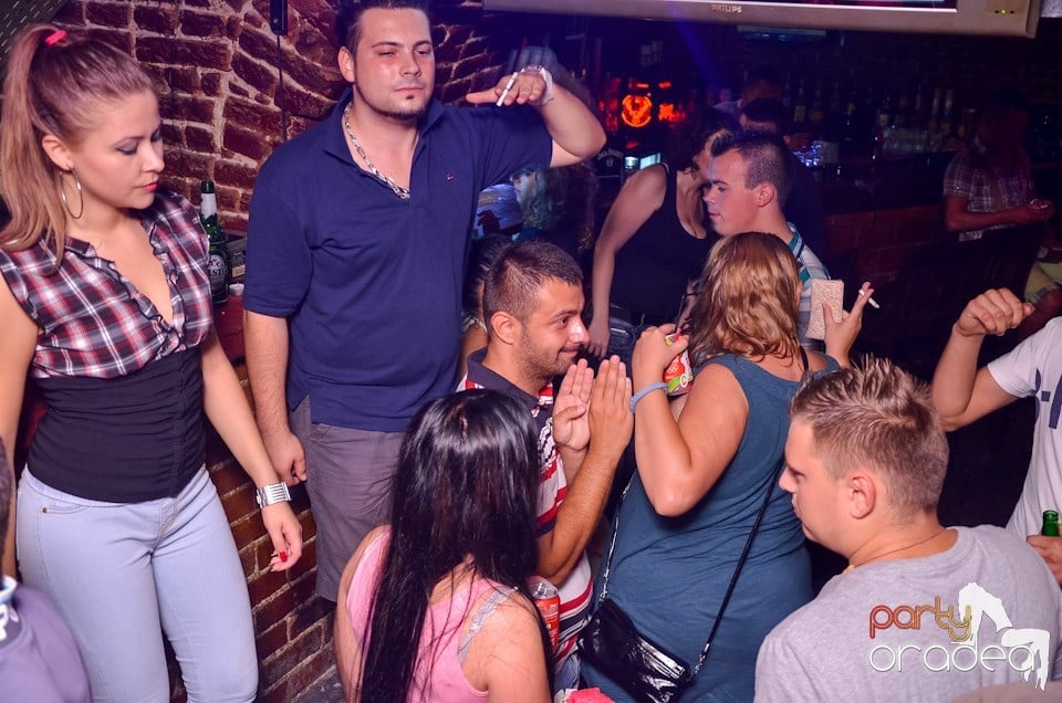 Petrecerea nu se opreşte!, 