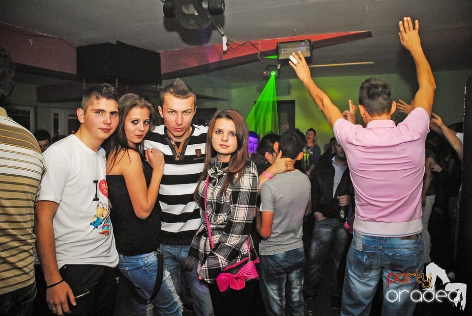 Pezsgő Party, Royal Party House