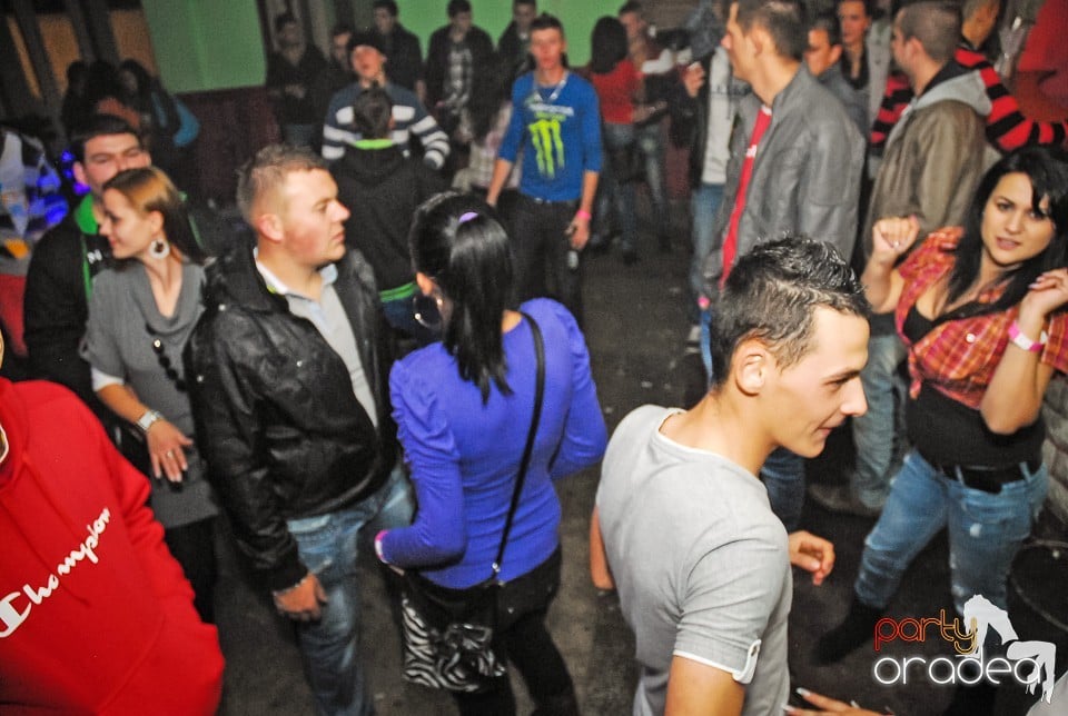 Pezsgő Party, Royal Party House