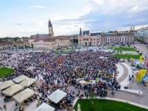 Piaţa Unirii În Timpul Meciului Cu Elveţia