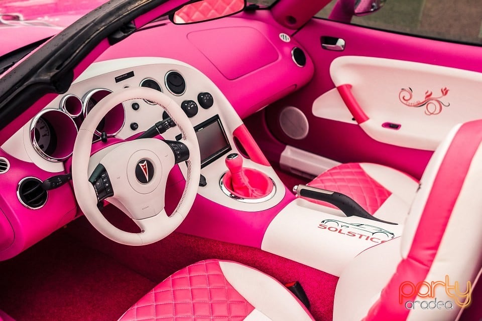 Pink Fashion, Crazy Tuning