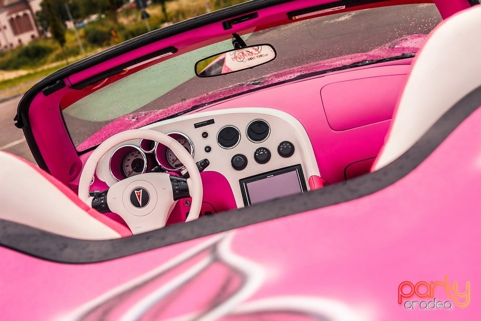 Pink Fashion, Crazy Tuning