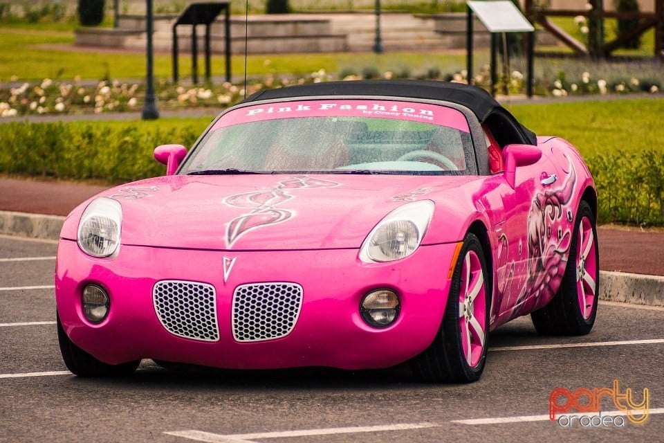 Pink Fashion, Crazy Tuning