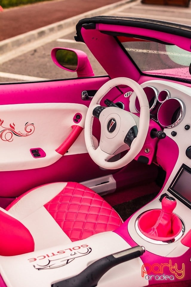 Pink Fashion, Crazy Tuning