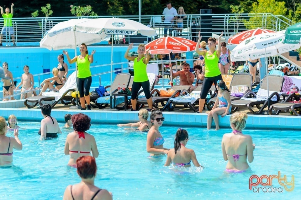 Pool Party, Hotel Internaţional