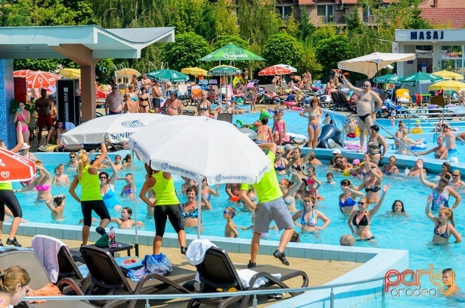 Pool Party, Hotel Internaţional