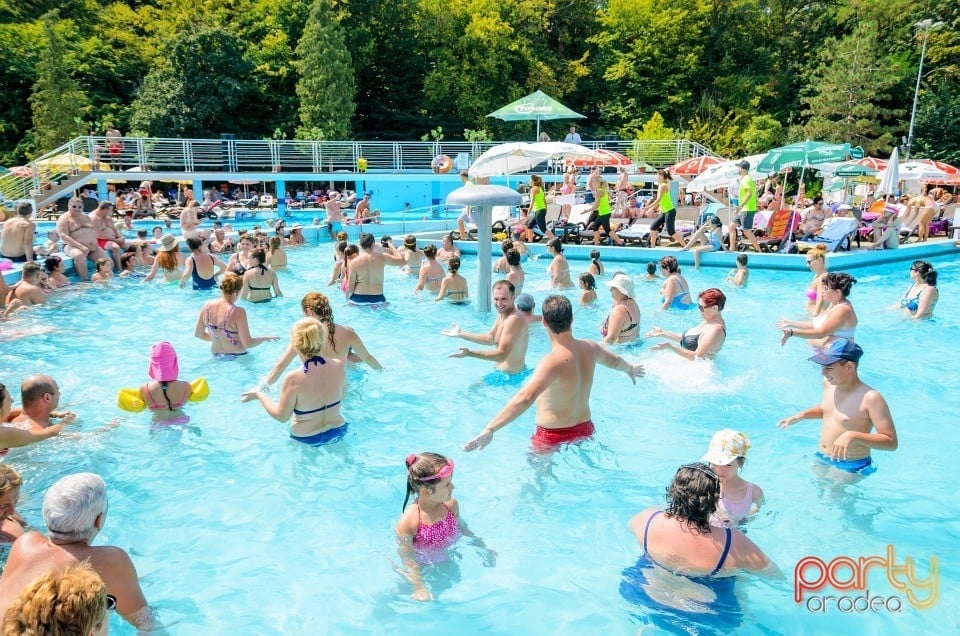Pool Party, Hotel Internaţional