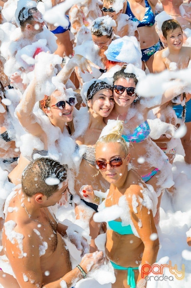 Pool Party, Hotel Internaţional