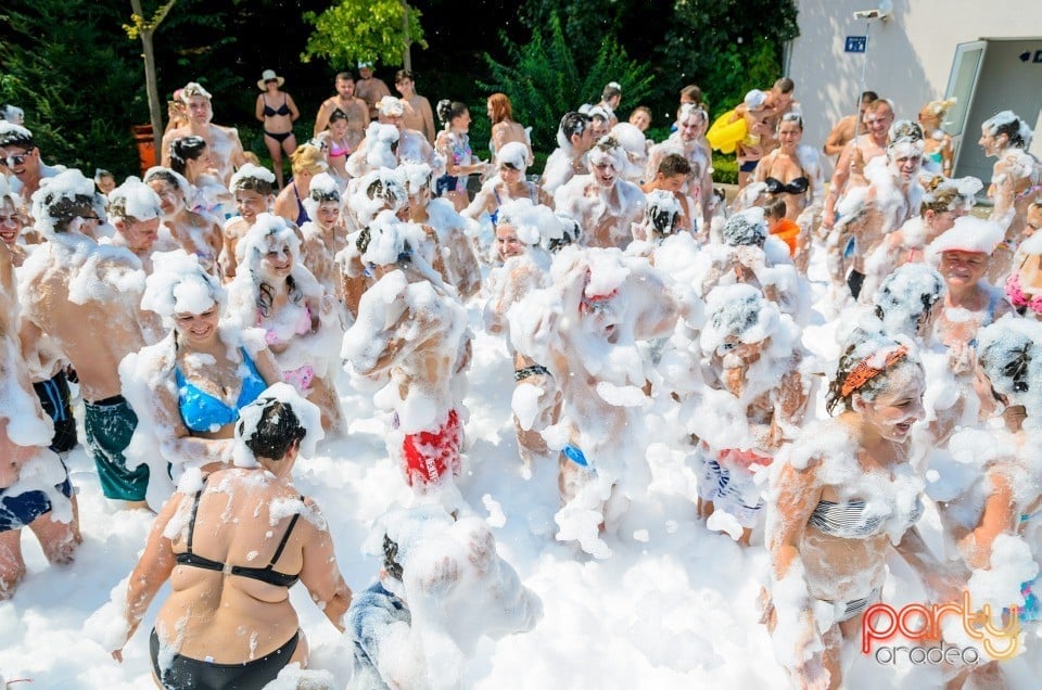Pool Party, Hotel Internaţional