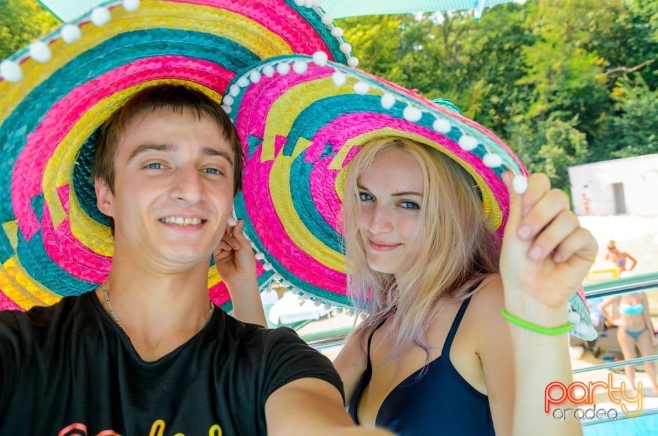 Pool Party, Hotel Internaţional