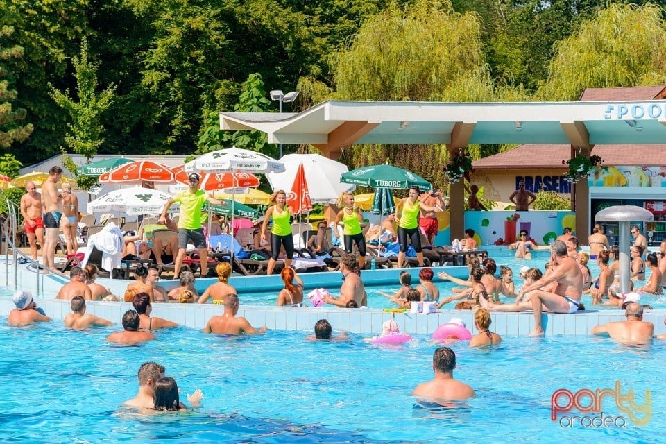 Pool Party, Hotel Internaţional