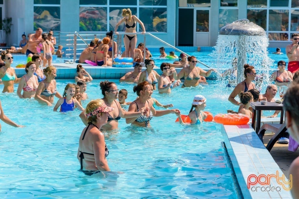 Pool Party, Hotel Internaţional