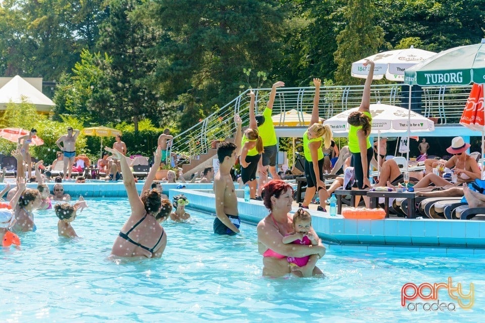 Pool Party, Hotel Internaţional