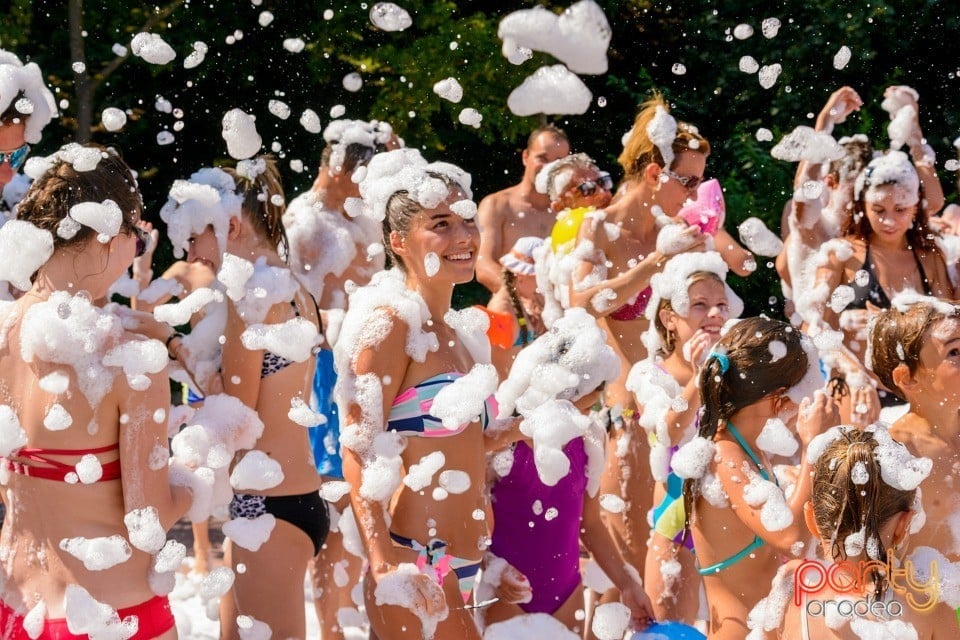 Pool Party, Hotel Internaţional