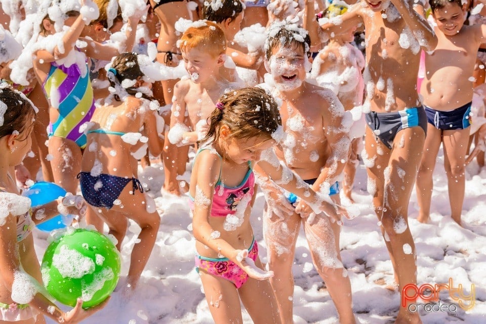 Pool Party, Hotel Internaţional