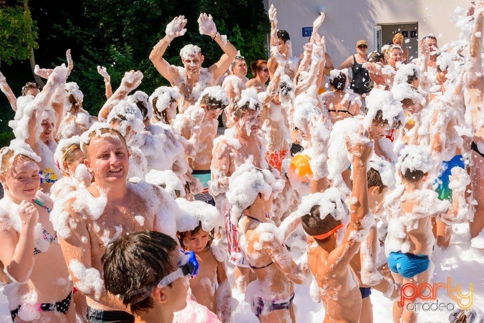 Pool Party, Hotel Internaţional