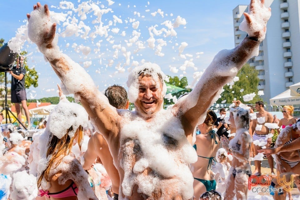 Pool Party, Hotel Internaţional