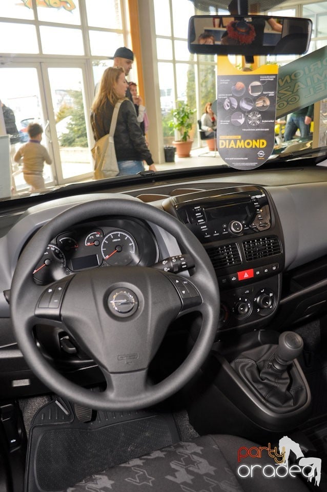Porţi deschise Opel 24-25 februarie, Opel West Oradea